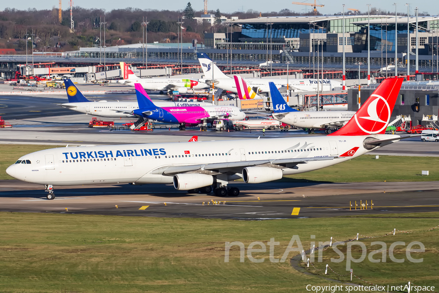 Turkish Airlines Airbus A340-313 (TC-JII) | Photo 209469