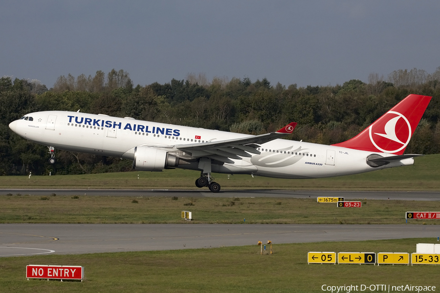 Turkish Airlines Airbus A330-203 (TC-JIL) | Photo 454841