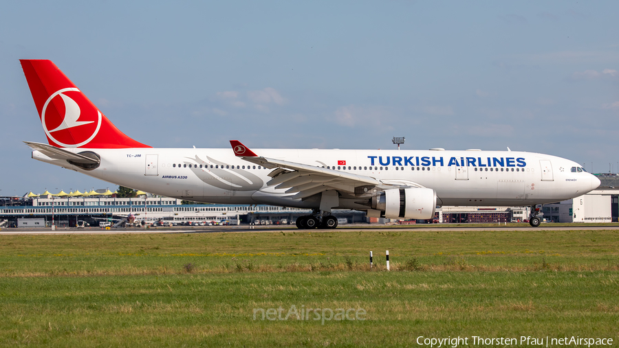Turkish Airlines Airbus A330-202 (TC-JIM) | Photo 441601