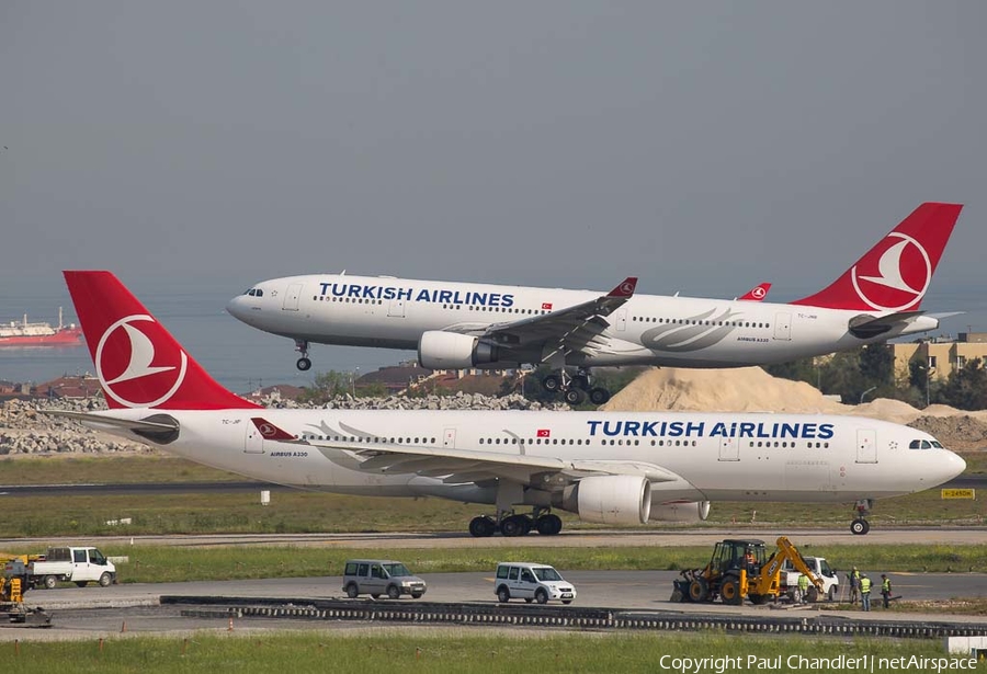 Turkish Airlines Airbus A330-223 (TC-JIP) | Photo 75747