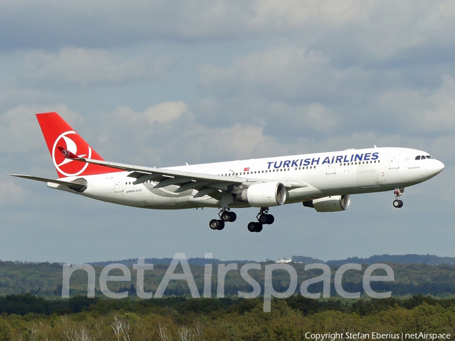 Turkish Airlines Airbus A330-223 (TC-JIR) | Photo 592052