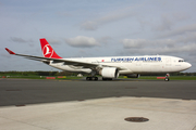 Turkish Airlines Airbus A330-223 (TC-JIR) at  Hamburg - Fuhlsbuettel (Helmut Schmidt), Germany