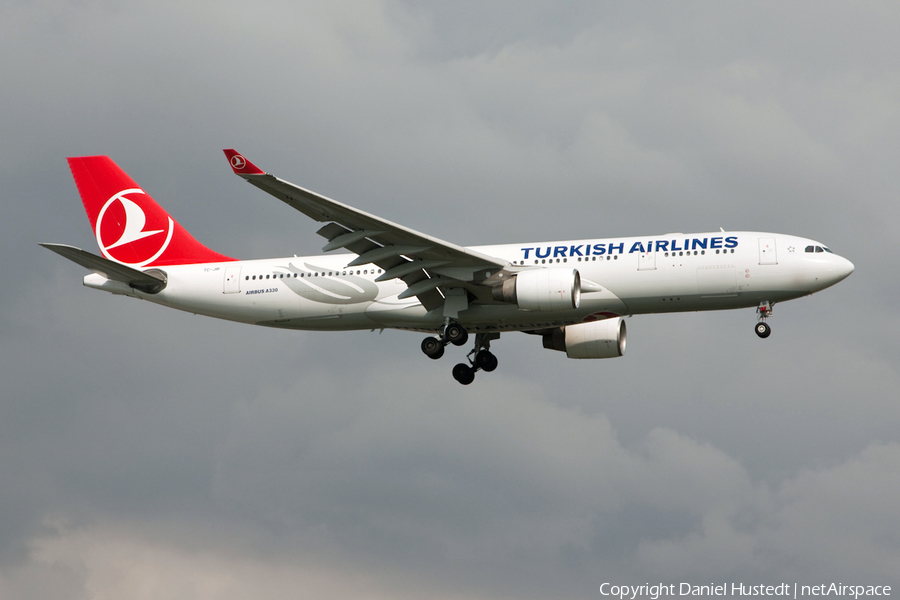 Turkish Airlines Airbus A330-223 (TC-JIR) | Photo 523077