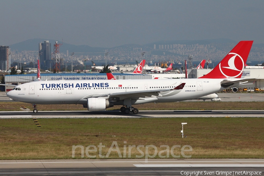 Turkish Airlines Airbus A330-223 (TC-JIR) | Photo 271020