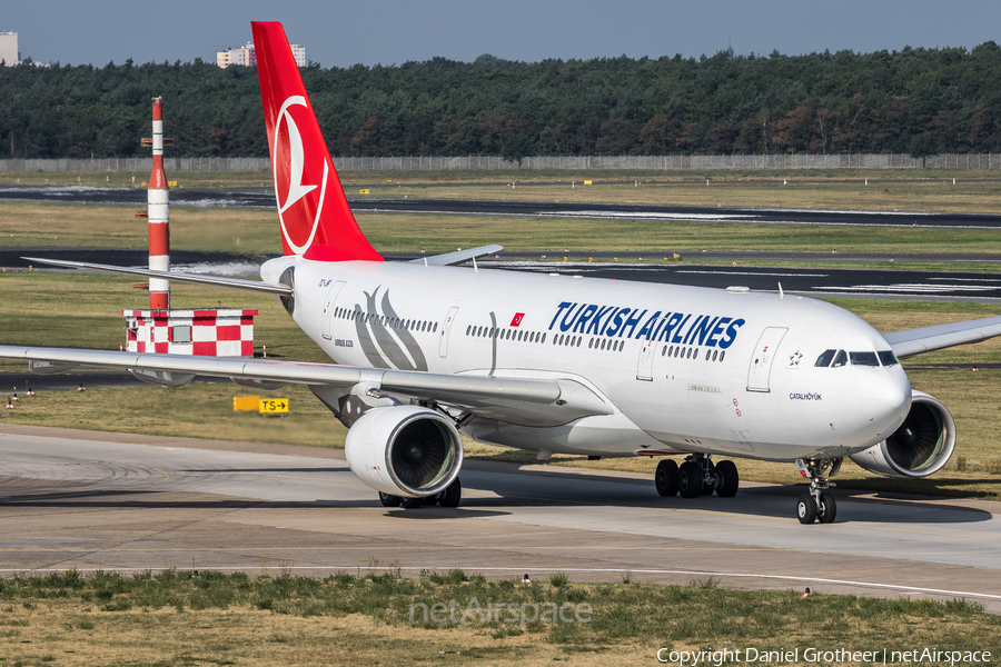 Turkish Airlines Airbus A330-223 (TC-JIR) | Photo 85212