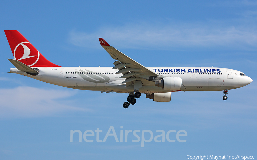 Turkish Airlines Airbus A330-223 (TC-JIS) | Photo 282170