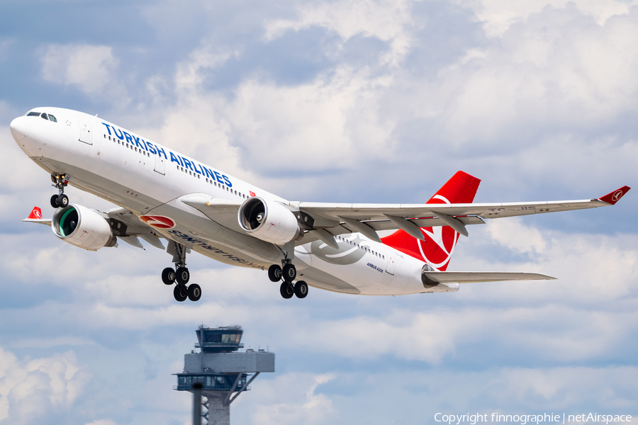 Turkish Airlines Airbus A330-223 (TC-JIS) | Photo 514374