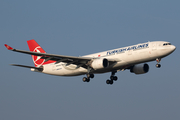 Turkish Airlines Airbus A330-223 (TC-JIS) at  Hamburg - Fuhlsbuettel (Helmut Schmidt), Germany