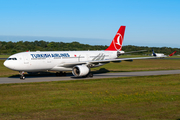 Turkish Airlines Airbus A330-223 (TC-JIS) at  Hamburg - Fuhlsbuettel (Helmut Schmidt), Germany