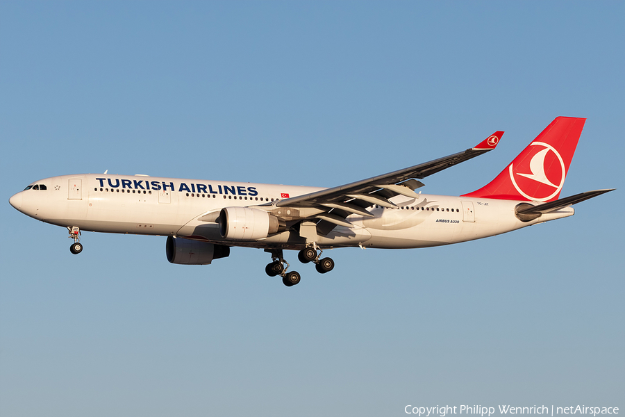 Turkish Airlines Airbus A330-223 (TC-JIT) | Photo 293677