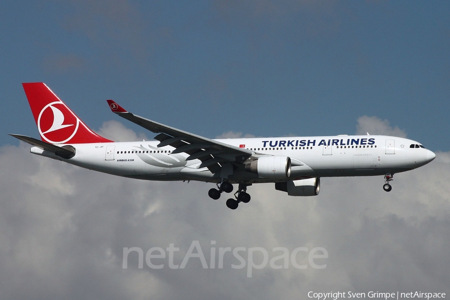 Turkish Airlines Airbus A330-223 (TC-JIT) | Photo 271019