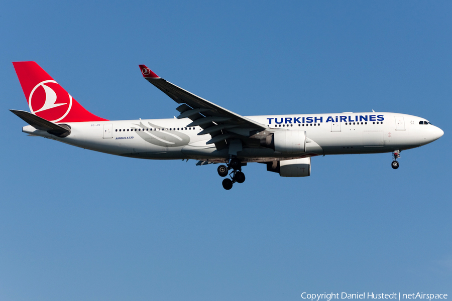 Turkish Airlines Airbus A330-223 (TC-JIV) | Photo 493083
