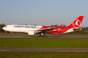 Turkish Airlines Airbus A330-223 (TC-JIZ) at  Hamburg - Fuhlsbuettel (Helmut Schmidt), Germany