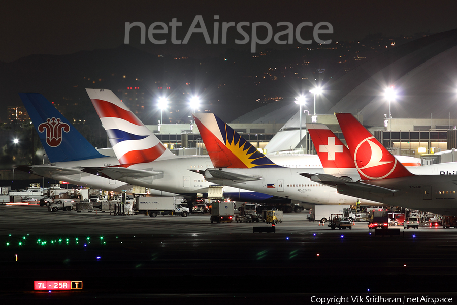 Turkish Airlines Boeing 777-3F2(ER) (TC-JJE) | Photo 42261