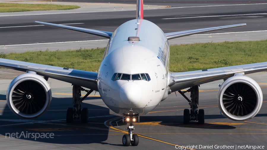 Turkish Airlines Boeing 777-3F2(ER) (TC-JJE) | Photo 255392