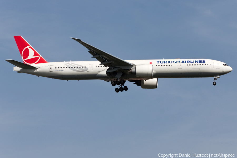 Turkish Airlines Boeing 777-3F2(ER) (TC-JJF) | Photo 498052