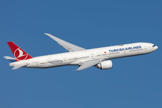 Turkish Airlines Boeing 777-3F2(ER) (TC-JJG) at  Berlin Brandenburg, Germany