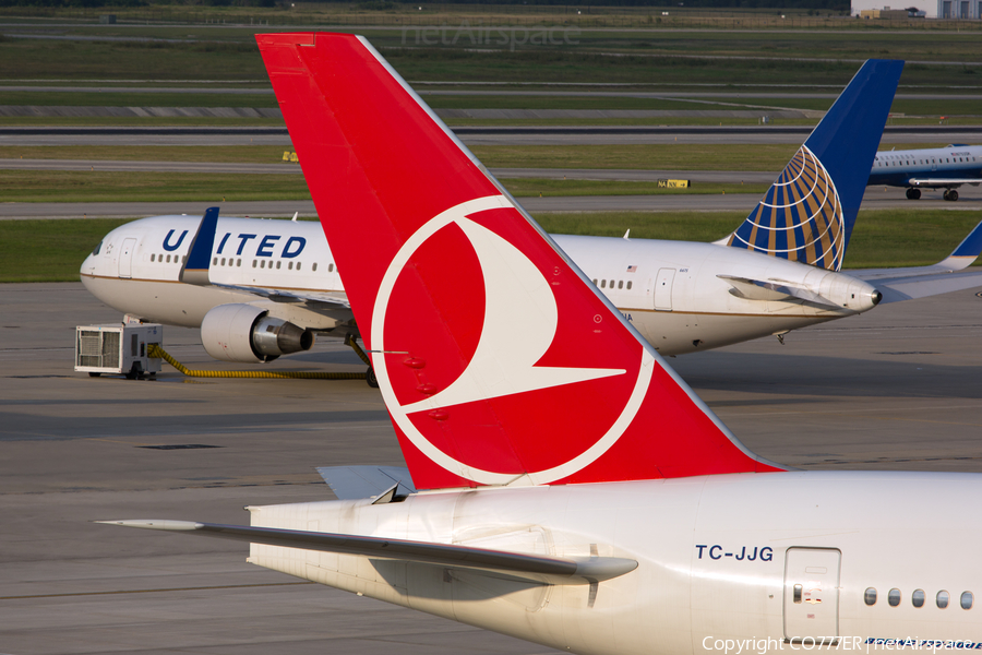 Turkish Airlines Boeing 777-3F2(ER) (TC-JJG) | Photo 32199