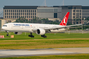 Turkish Airlines Boeing 777-3F2(ER) (TC-JJG) at  Seoul - Incheon International, South Korea