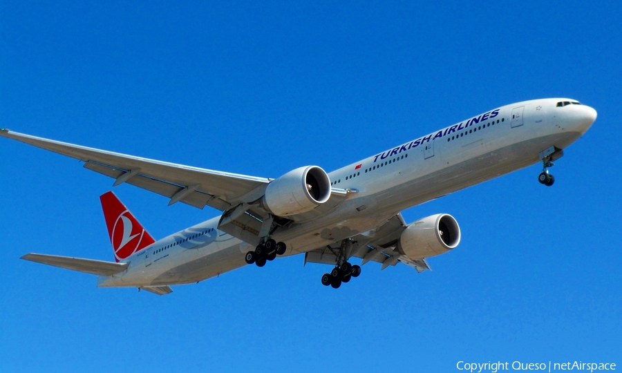 Turkish Airlines Boeing 777-3F2(ER) (TC-JJG) | Photo 10344