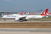Turkish Airlines Boeing 777-3F2(ER) (TC-JJI) at  Istanbul - Ataturk, Turkey