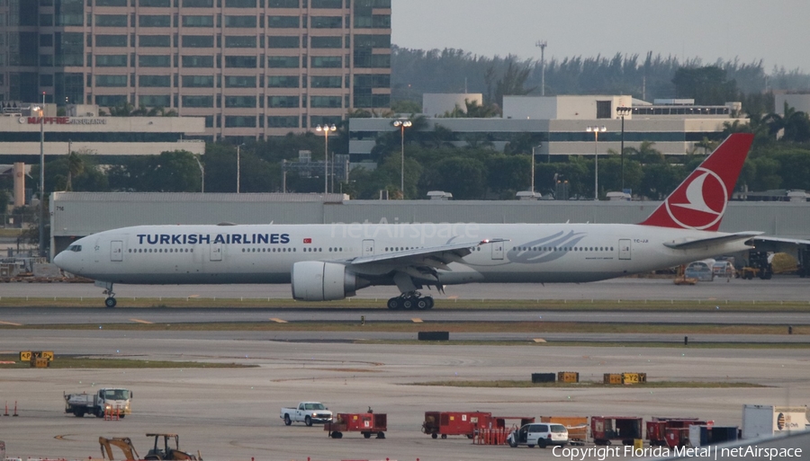 Turkish Airlines Boeing 777-3F2(ER) (TC-JJI) | Photo 318701