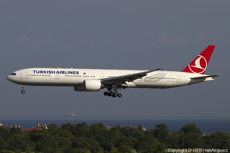 Turkish Airlines Boeing 777-3F2(ER) (TC-JJJ) | Photo 409599