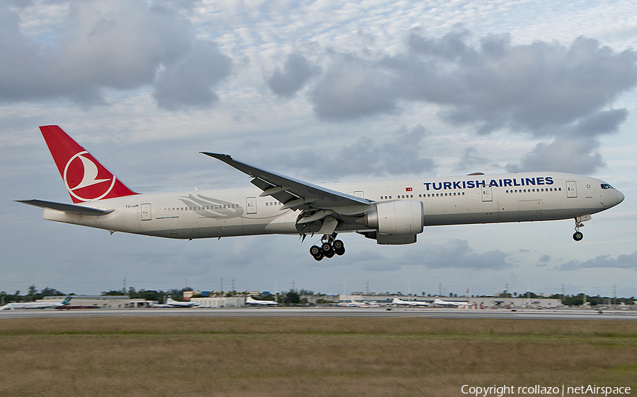 Turkish Airlines Boeing 777-3F2(ER) (TC-JJK) | Photo 90263