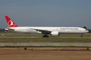 Turkish Airlines Boeing 777-3F2(ER) (TC-JJL) at  Kiev - Borispol, Ukraine