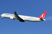 Turkish Airlines Boeing 777-3F2(ER) (TC-JJL) at  London - Heathrow, United Kingdom