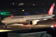 Turkish Airlines Boeing 777-3F2(ER) (TC-JJS) at  Houston - George Bush Intercontinental, United States