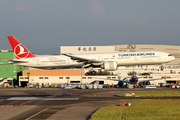 Turkish Airlines Boeing 777-3F2(ER) (TC-JJS) at  Taipei - Taoyuan, Taiwan