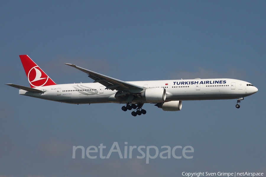 Turkish Airlines Boeing 777-3F2(ER) (TC-JJT) | Photo 84485