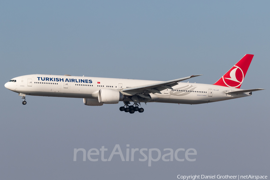 Turkish Airlines Boeing 777-3F2(ER) (TC-JJT) | Photo 238863