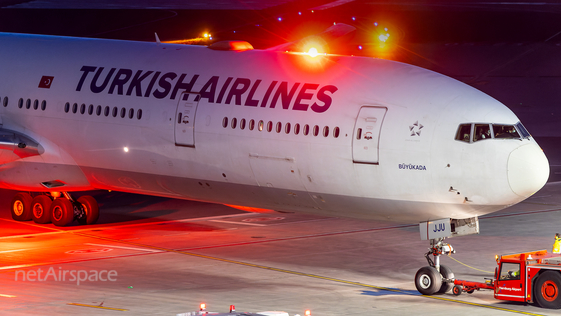 Turkish Airlines Boeing 777-3F2(ER) (TC-JJU) at  Hamburg - Fuhlsbuettel (Helmut Schmidt), Germany