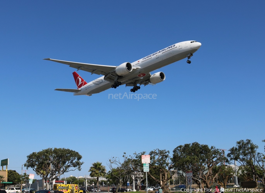 Turkish Airlines Boeing 777-3F2(ER) (TC-JJU) | Photo 311647
