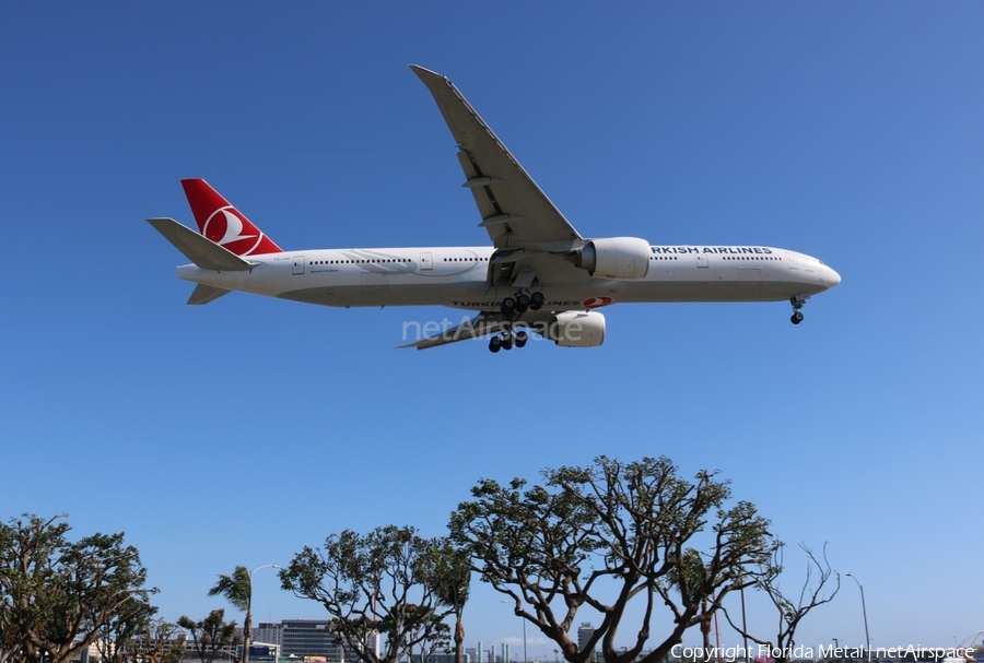Turkish Airlines Boeing 777-3F2(ER) (TC-JJU) | Photo 407983