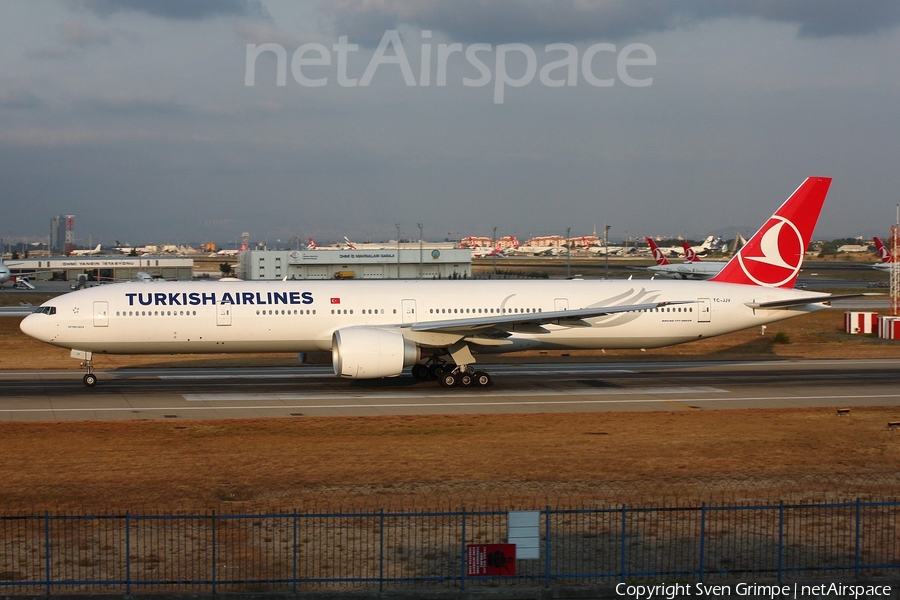 Turkish Airlines Boeing 777-3F2(ER) (TC-JJV) | Photo 84294