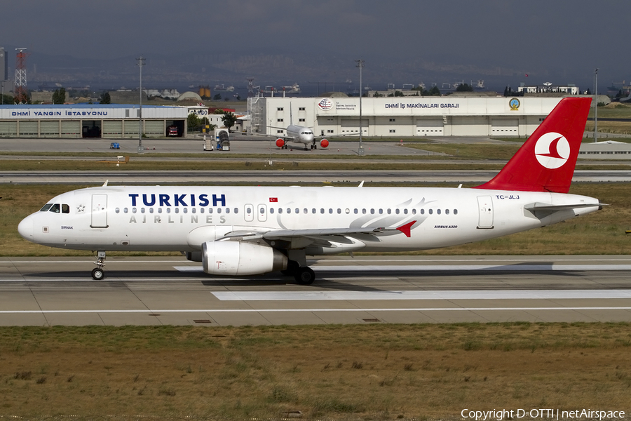 Turkish Airlines Airbus A320-232 (TC-JLJ) | Photo 409447