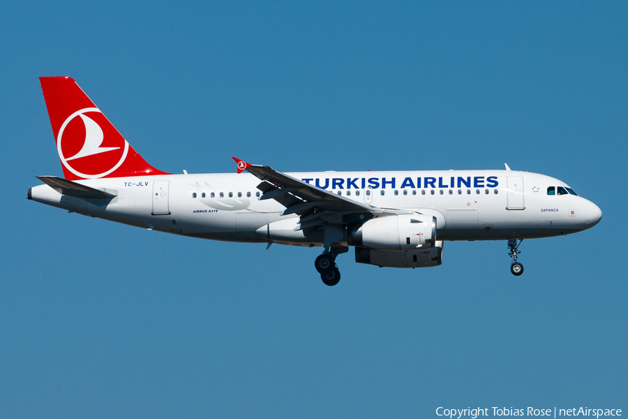 Turkish Airlines Airbus A319-132 (TC-JLV) | Photo 310712