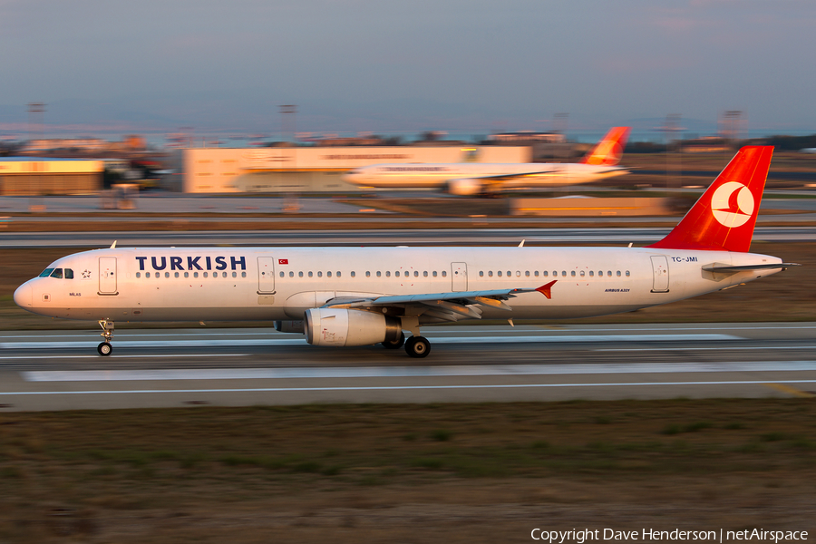 Turkish Airlines Airbus A321-232 (TC-JMI) | Photo 33811