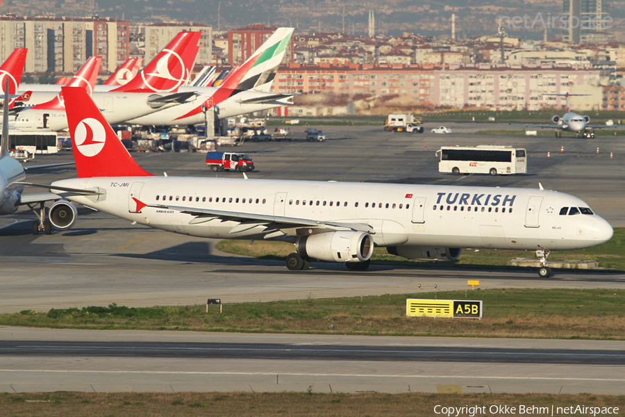 Turkish Airlines Airbus A321-232 (TC-JMI) | Photo 43998