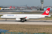 Turkish Airlines Airbus A321-232 (TC-JMI) at  Istanbul - Ataturk, Turkey