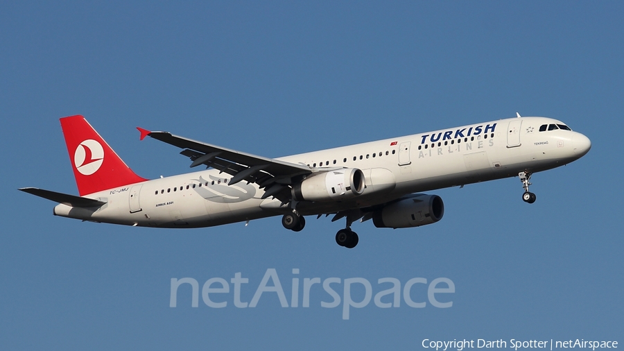 Turkish Airlines Airbus A321-232 (TC-JMJ) | Photo 208786