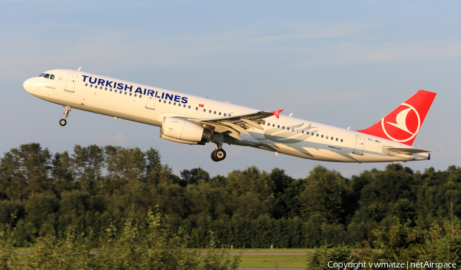 Turkish Airlines Airbus A321-232 (TC-JMJ) | Photo 179032