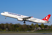 Turkish Airlines Airbus A321-232 (TC-JMJ) at  Hamburg - Fuhlsbuettel (Helmut Schmidt), Germany