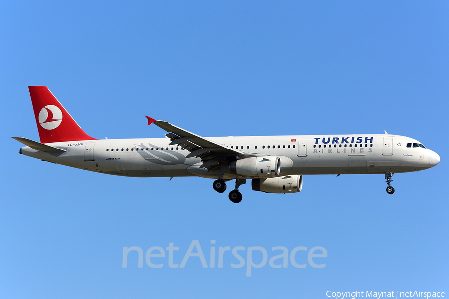 Turkish Airlines Airbus A321-232 (TC-JMK) | Photo 131678