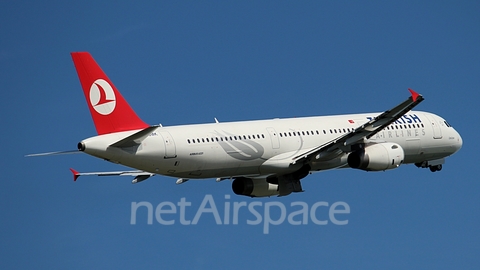 Turkish Airlines Airbus A321-232 (TC-JMK) at  Dusseldorf - International, Germany