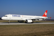 Turkish Airlines Airbus A321-232 (TC-JMK) at  Hannover - Langenhagen, Germany