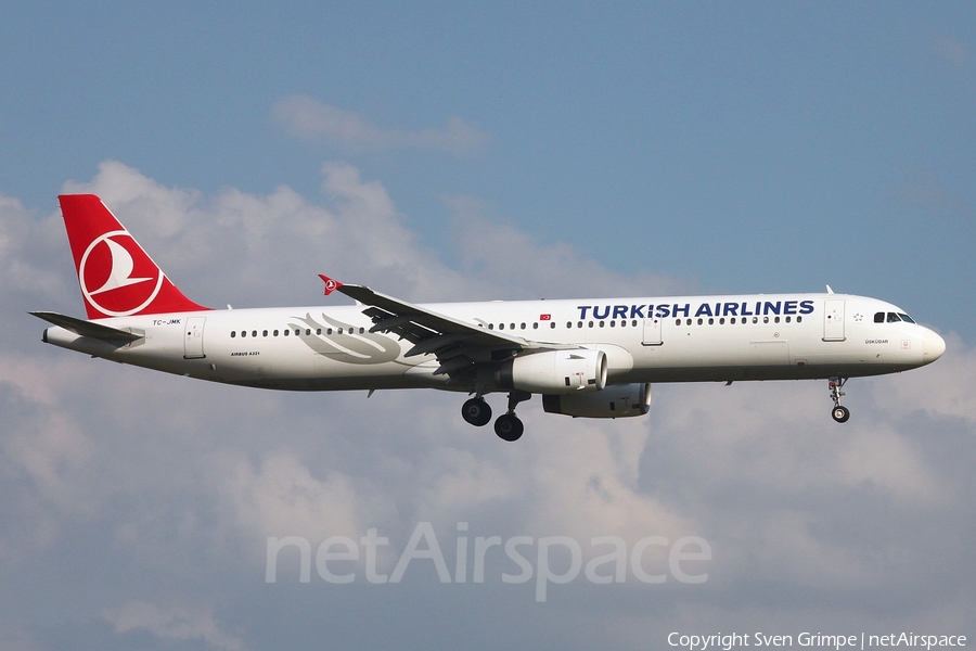 Turkish Airlines Airbus A321-232 (TC-JMK) | Photo 250097
